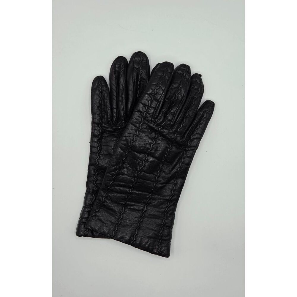 Vintage Ladies Fownes Black Leather Gloves